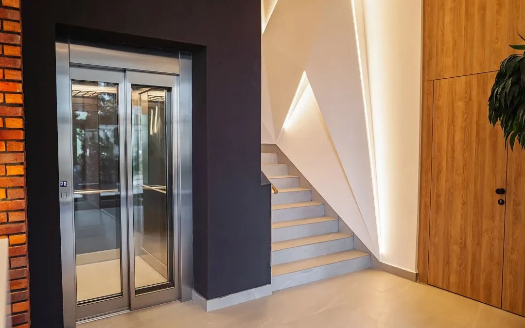 Complete Guide to Home Elevators vs. Stairlifts for Dallas Homes